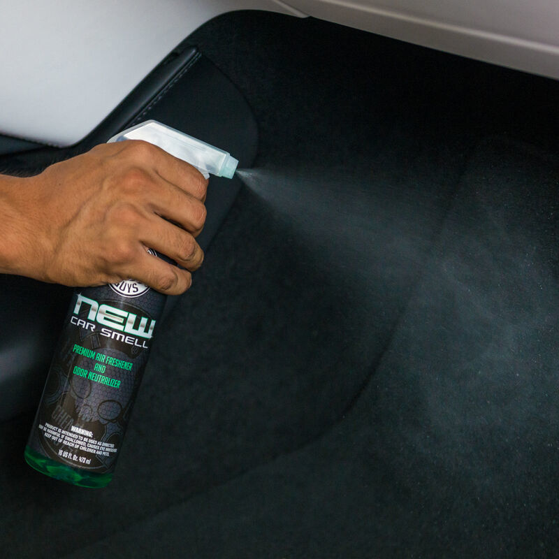 Chemical Guys  Signature Scent Air Freshener & Odor Eliminator (16oz) – GO  Motorsports Shop