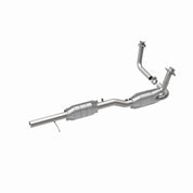 MagnaFlow Direct Fit Catalytic Converter 96 Bronco F150/F250 2 Conv